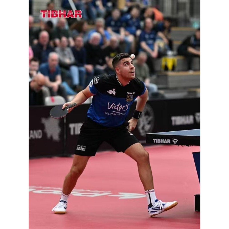 زي تنس الطاولة المستقيم من TIB - مراجعة Table Tennis Uniform وسعره